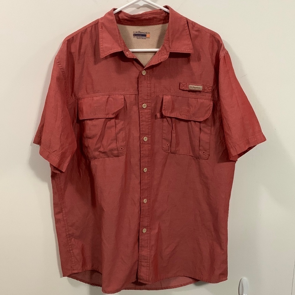 G.H. Bass & Co. vented shirt dusty rose color, size large, very good condition
